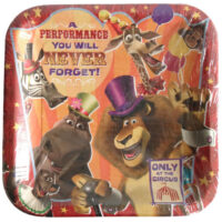 Madagascar 3  lunch plates (8 ct)